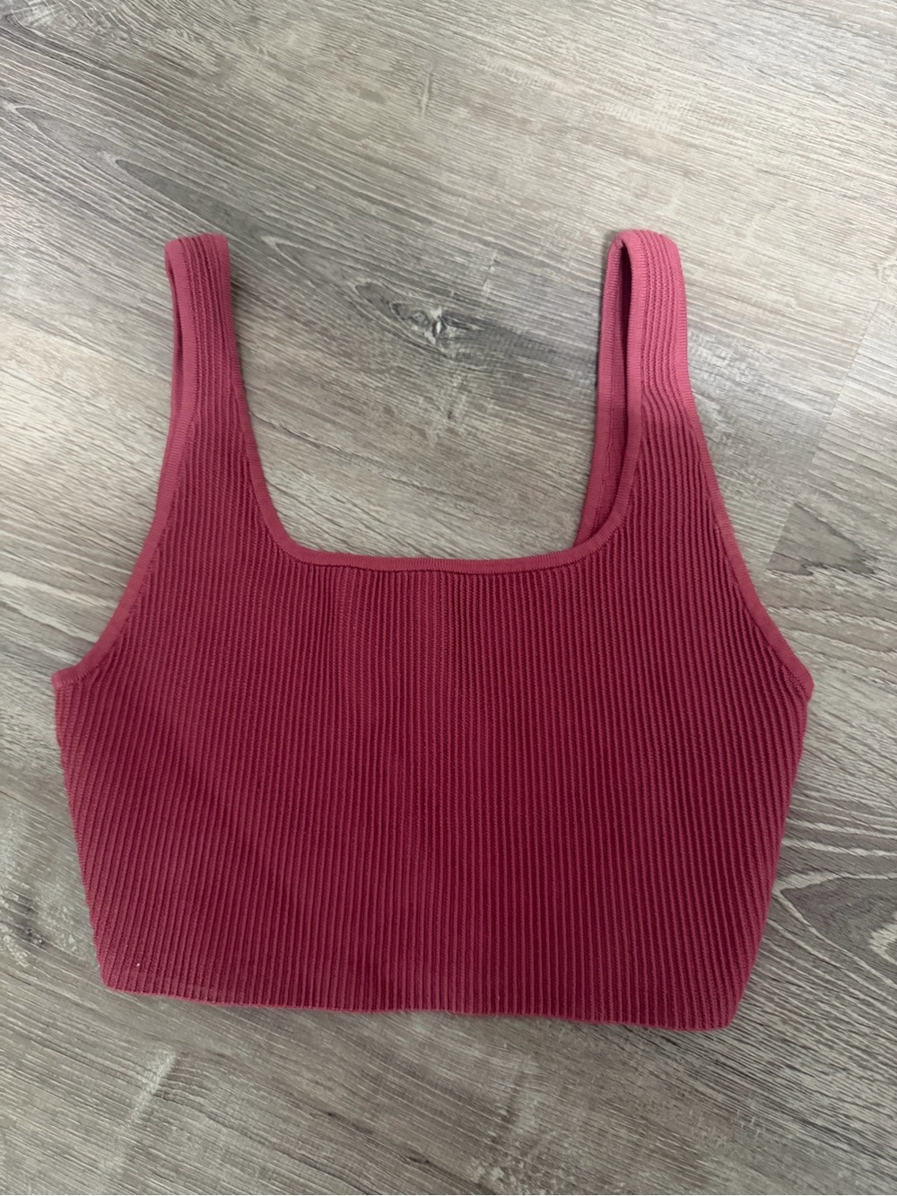 Babaton Aritzia Square-Neck Crop Tank Pink Medium